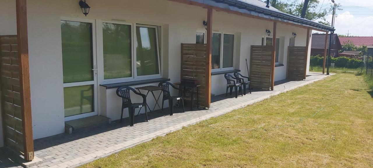 Willa Wieniotowo Apartamenty Przy Lesie I Plazy Ap Am Wald Und Strand Устроне-Морське Екстер'єр фото