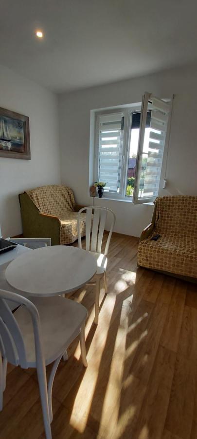 Willa Wieniotowo Apartamenty Przy Lesie I Plazy Ap Am Wald Und Strand Устроне-Морське Екстер'єр фото