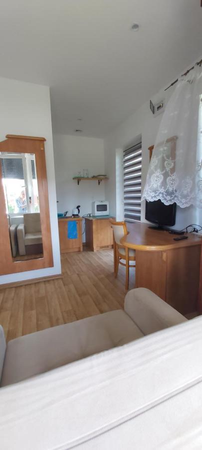 Willa Wieniotowo Apartamenty Przy Lesie I Plazy Ap Am Wald Und Strand Устроне-Морське Екстер'єр фото